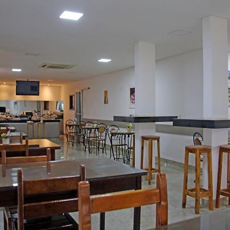 Hotel Portela II Olímpia Buitenkant foto